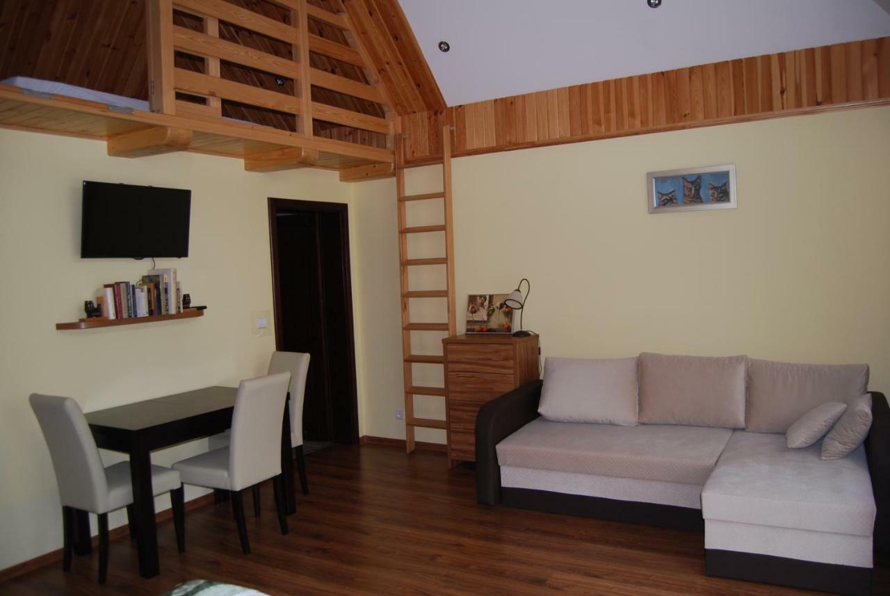 Villa Jura Pokoje Goscinne Zarki 外观 照片